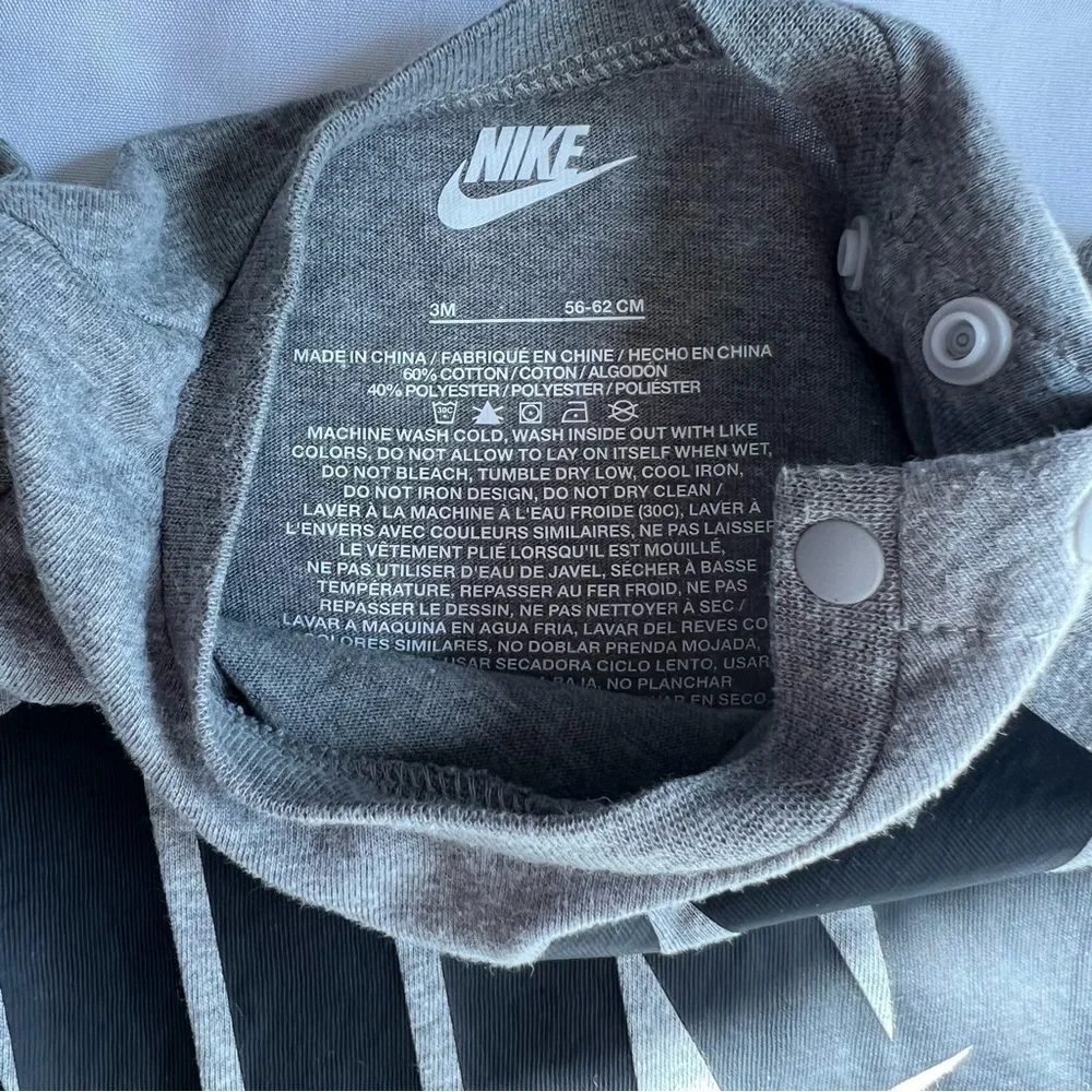 Nike Grey Logo Print Short Sleeve Romper Size 3 Months